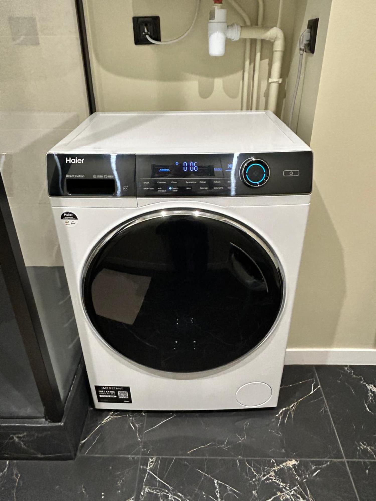Sweet And Comfy In Hyper Center With Netflix, Prime And Included *