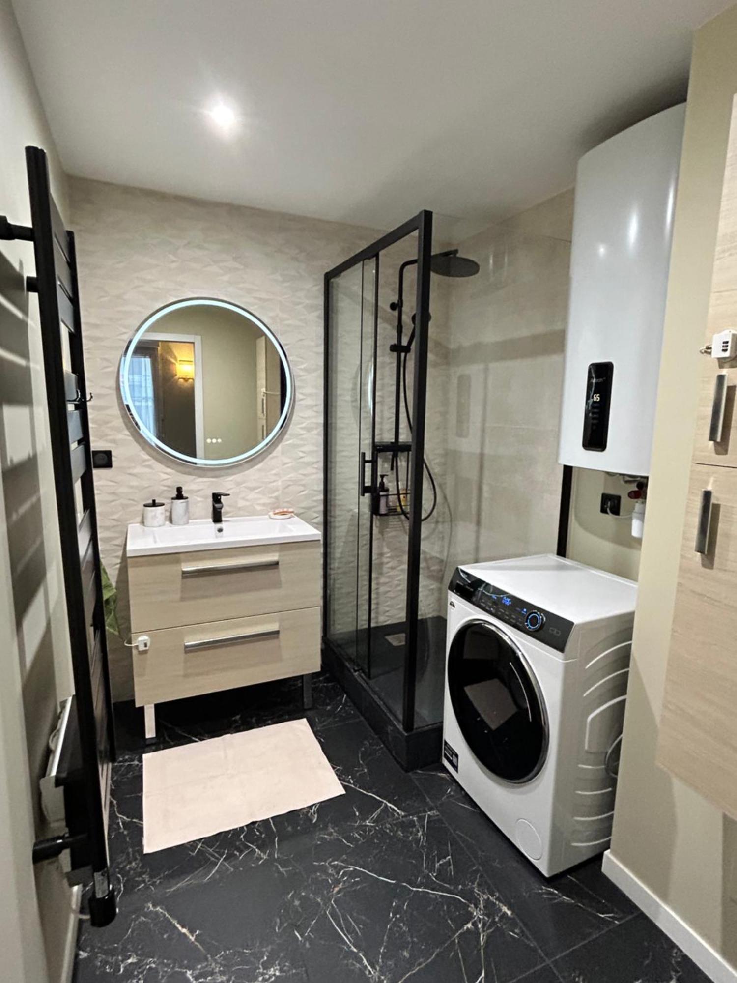 Sweet And Comfy In Hyper Center With Netflix, Prime And Included * Noisy-le-Grand
